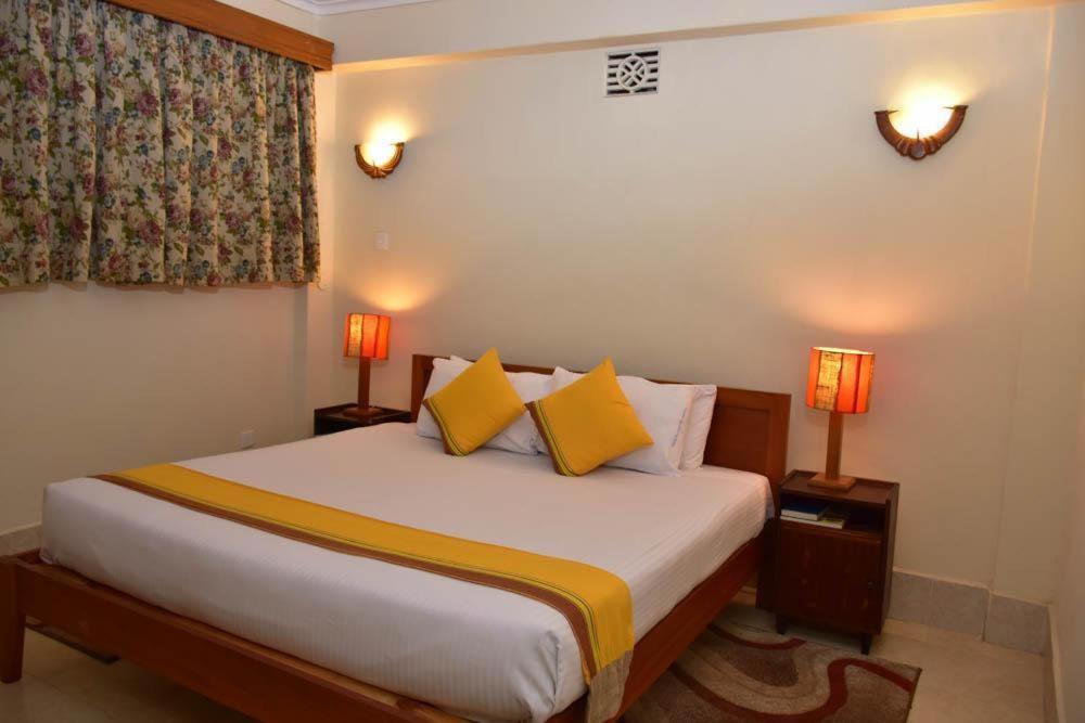 ניירובי Kenya Comfort Hotel מראה חיצוני תמונה