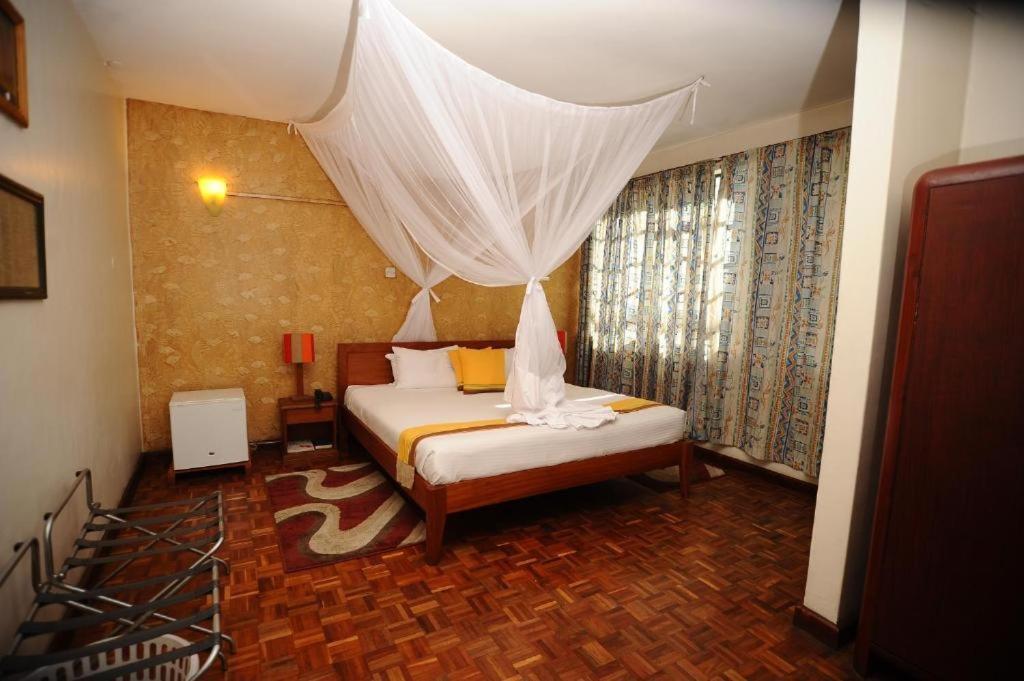 ניירובי Kenya Comfort Hotel מראה חיצוני תמונה
