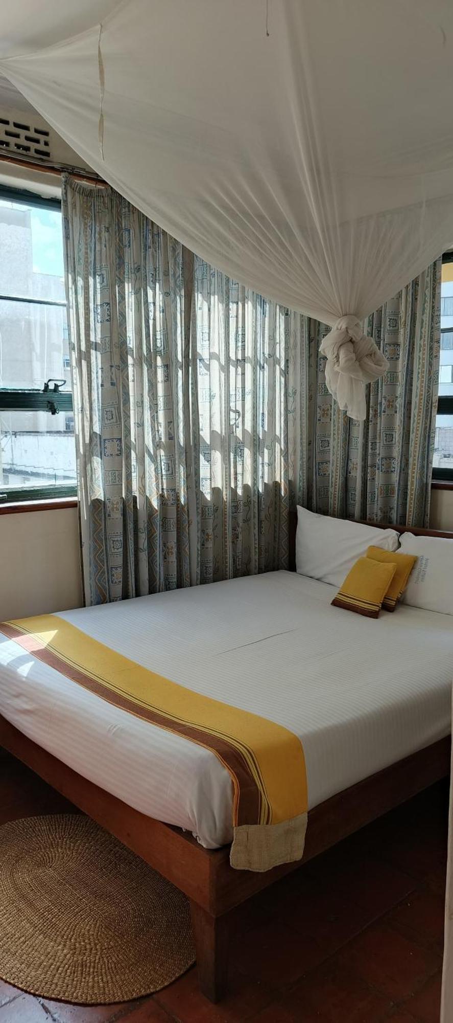 ניירובי Kenya Comfort Hotel מראה חיצוני תמונה